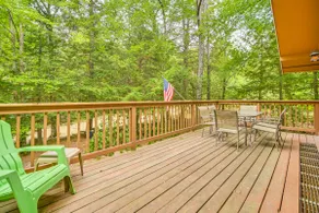 Walk to Water: Outdoor Gem w/ Bunkhouse in Madison - Image 2
