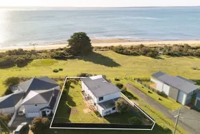 White House Ventnor Beach - Image 2