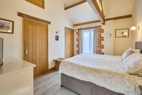 Host & Stay - Rupert's Barn - Image 4