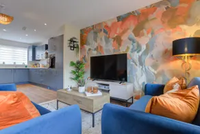 Cosy home | parking | secure garden - Image 4