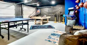 Theater & Game Rooms/5BR/2K Beds/TikTok Insta Wall - Image 4