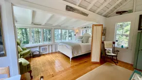 Whispering Spruces; Cozy Studio with Queen Bed & W - Image 4