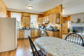 5,000 Sq Ft Antebellum Farmhouse 3 Mi to Antietam! - Image 3