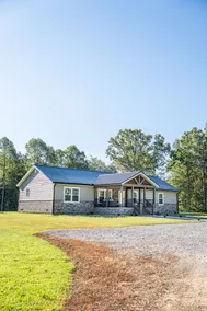 Spacious Lodge w/ Fire Pit & Hot Tub - Image 3