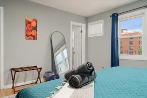 6 bdr Yonkers Home 2 Apts Balcony & Parking - Image 3