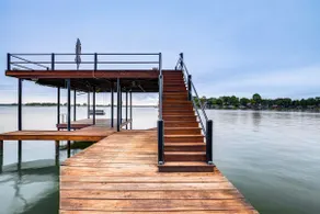 Hot Tub, Fire Pit! High-End Cedar Creek Lake Haven - Image 4