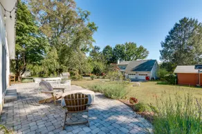 Historic Charles Town Home. Centrally Located - Image 2