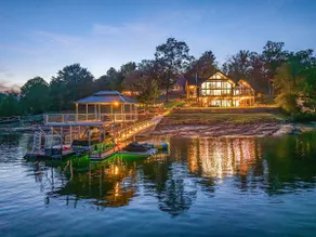 Lux Lakefront Designer Home w/ Gameroom, Sleeps 24 - Image 5