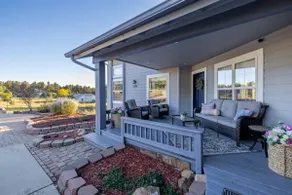 Flagstaff Lodge with Hot Tub - Image 3
