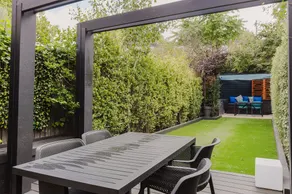 GuestReady - 2 BR Terrace House in Southwark - Image 5
