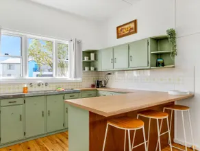 Batehaven Coastal Home Near Corrigans Beach - Image 3