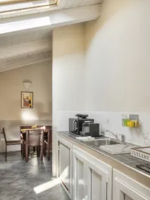 Apartment Premium with pool view - Image 2