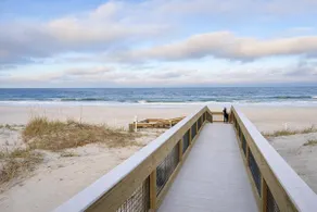 Oceanfront Condo w Pool | Good Morning Rentals - Image 4