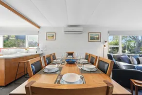 Coningham Beach House - 3 Bedrooms - Image 5