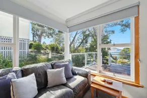 Coningham Beach House - 3 Bedrooms - Image 2