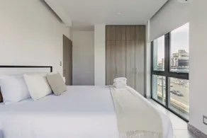 Urban 1BR Apt w/ AC & Skyline Views - VIATO HOMES - Image 3