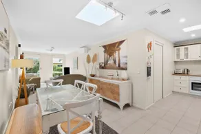 Central Barwon Beach Unit - Image 4