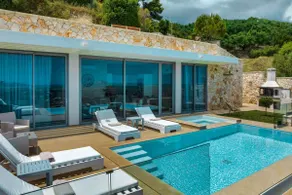Pietra Cave Suite with private pool - Image 2