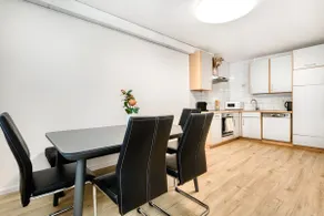 Apartment with garden | Garden view - Image 5