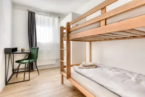 Apartment with garden | Garden view - Image 3