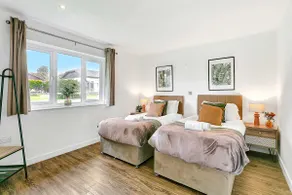 Bright & Spacious 2 Bed Holiday Chalet in Sidmouth - Image 5