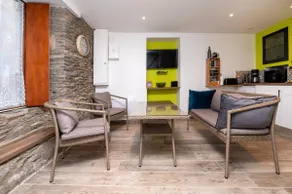 Small Malestroian House - Image 5