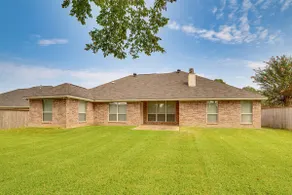 8 Mi to Lake Palestine: Peaceful Family Retreat - Image 3