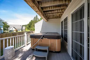Family Friendly Spacious 4BR Townhome Hot Tub less than 1 mile to town - Image 3