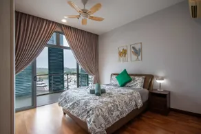 Puteri Harbour 3BR Near Hello Kitty & Legoland - Image 3