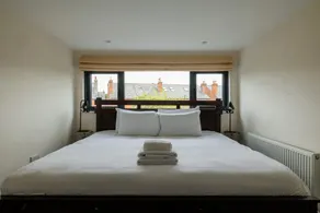 GuestReady - Renovated Stay in Urban Dublin - Image 3