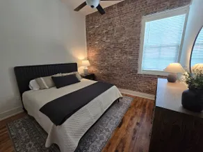 Southern Blue - The Munford Suite - 401 - Image 2