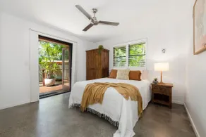 Tallow Beach Retreat - welcoming pet-friendly unit - Image 3