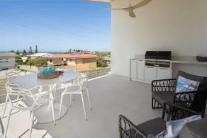 The Tropic - Dicky Beach Escape - Image 4