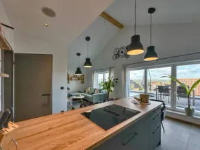 Apartment with roof terrace - Image 4