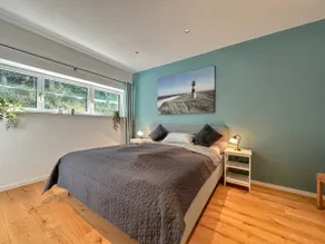 Apartment with roof terrace - Image 5