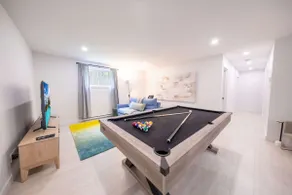 Spa and Pool Table - Chalet Ayoka - Image 3