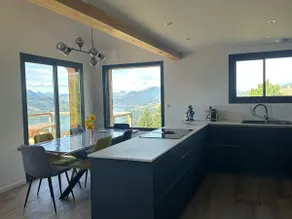 Spacious house with stunning views Puy-Sanières - Image 3