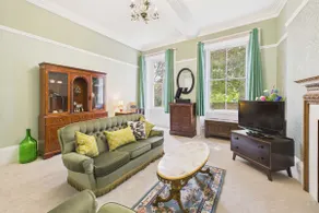Host & Stay - Thorneville House - Image 3