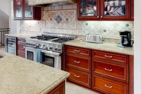 329 Oak Ave Gorgeous 4BR - Image 5