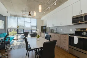 Stylish 2BR Rooftop Views plus Sky Lounge - Image 5