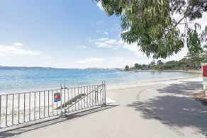 Scenic Sandy Bay Lookout in the Hills - Image 5