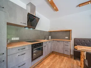 Live comfortably on the edge of the - Image 3