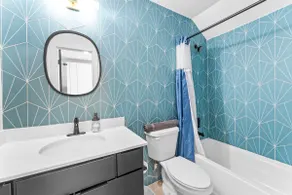 Prime SoCo boutique studios with laundry WiFi 7 Min to DT - Image 3