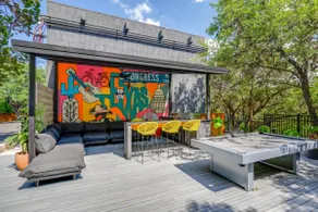 Prime SoCo boutique studios with laundry WiFi 7 Min to DT - Image 5