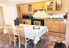 The Georgian Apartment - Image 2