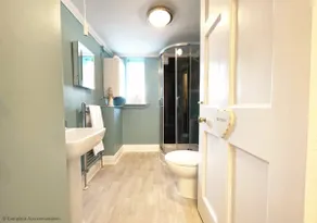 The Georgian Apartment - Image 4