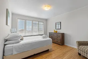 Modern 2BR Suite Parking Laundry - Image 4