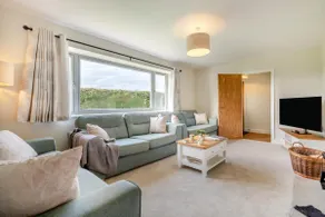 5 Bed in Washbrook oc-m33105 - Image 4