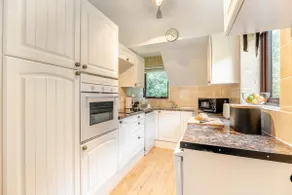 2 Bed in Stone Cross oc-g33059 - Image 4