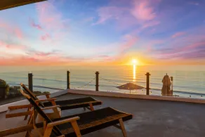Neptune Sunset Shores Oceanfront - Image 5